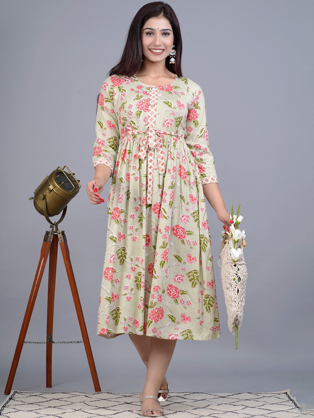 

BAESD Floral Printed Floral Anarkali Kurta, Beige