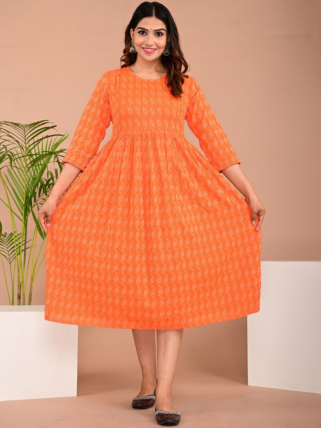 

BAESD Floral Round Neck Anarkali Zari Kurta, Orange