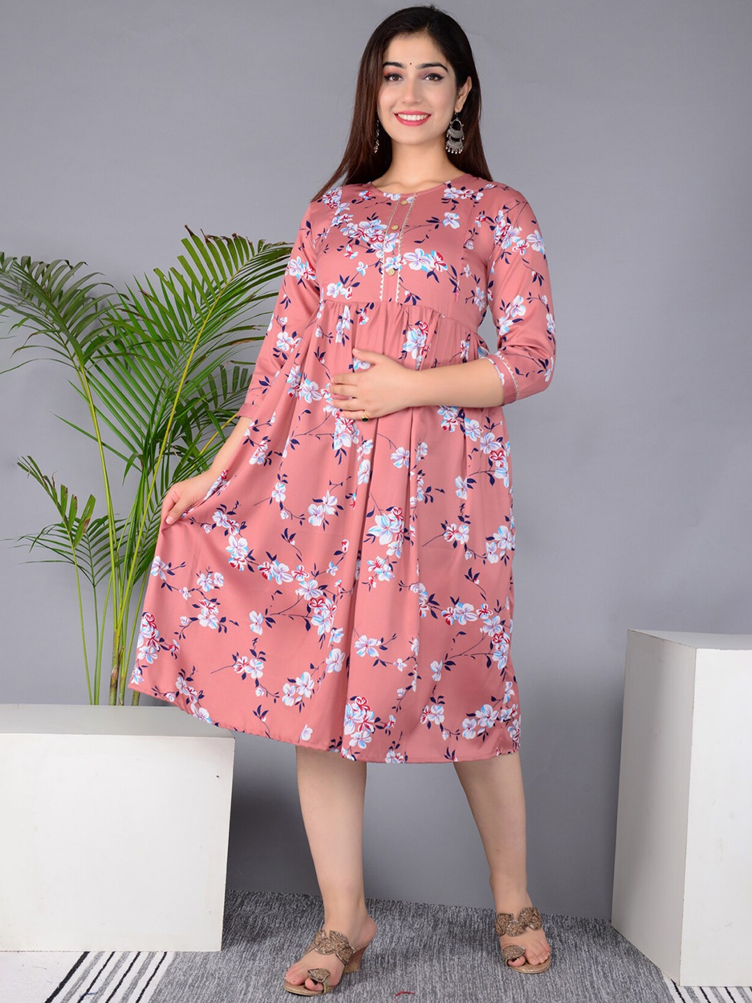 

BAESD Floral Round Neck Anarkali Kurta, Pink