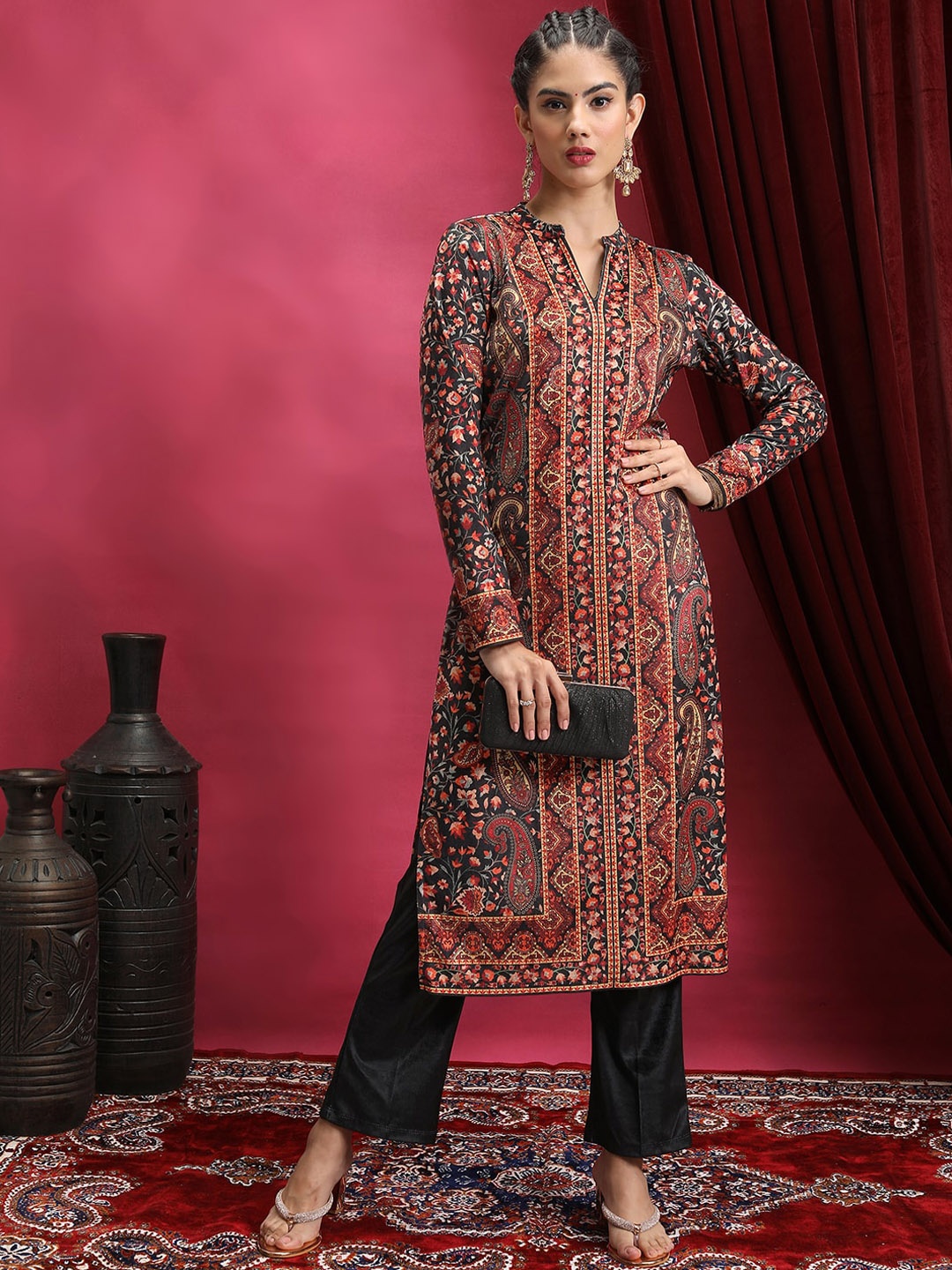 

Vishudh Black & Rust Ethnic Motifs Printed Kurta