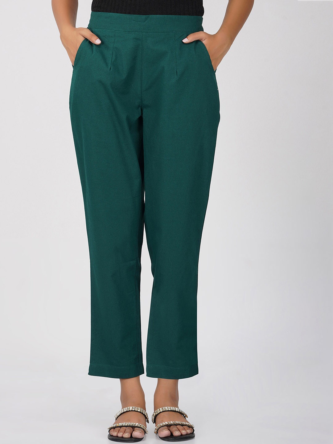 

SPARSA Women Mid-Rise Easy Wash Pure Cotton Pleated Trousers, Green