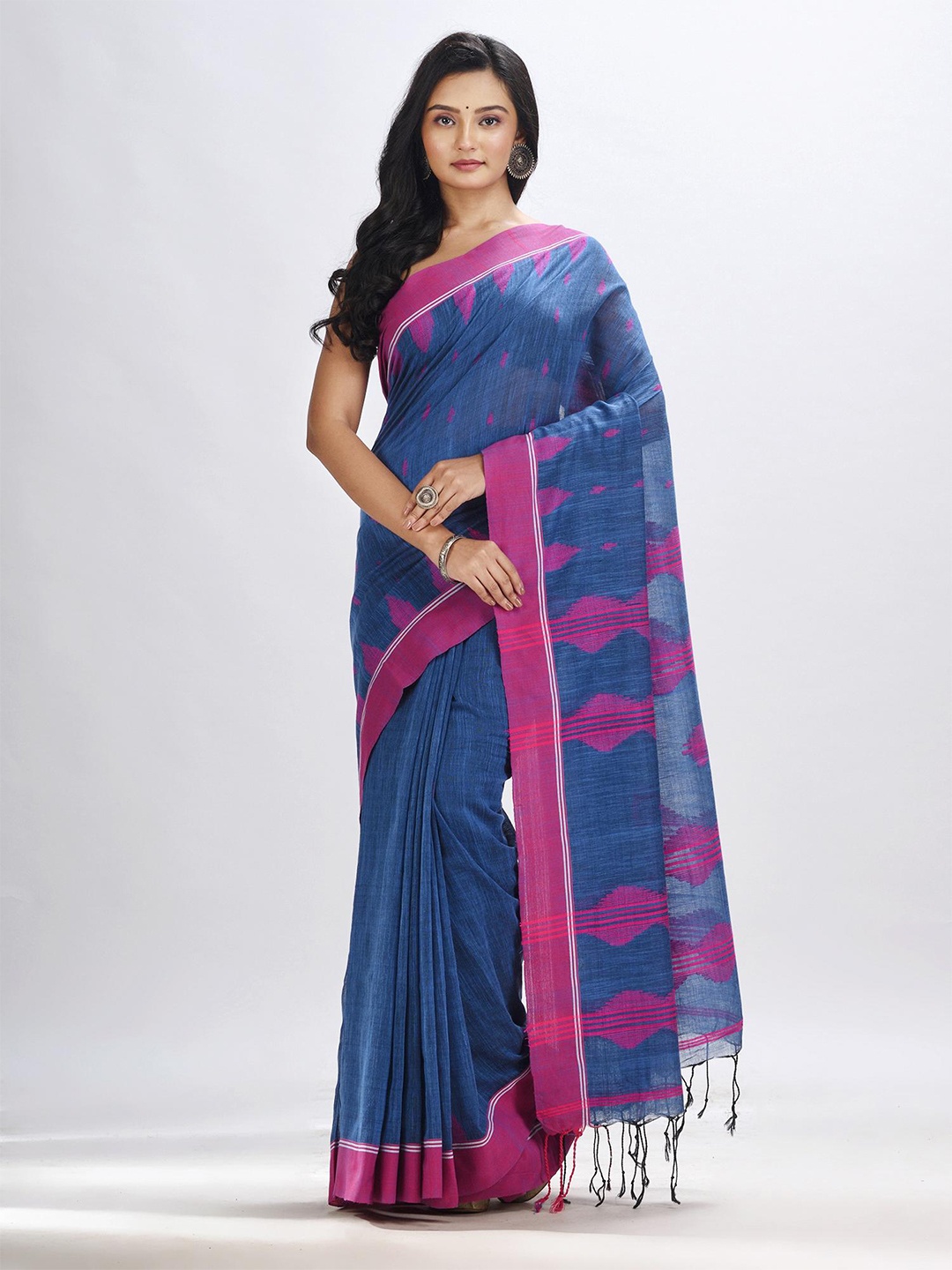 

Angoshobha Ethnic Motifs Woven Design Pure Cotton Jamdani Saree, Blue