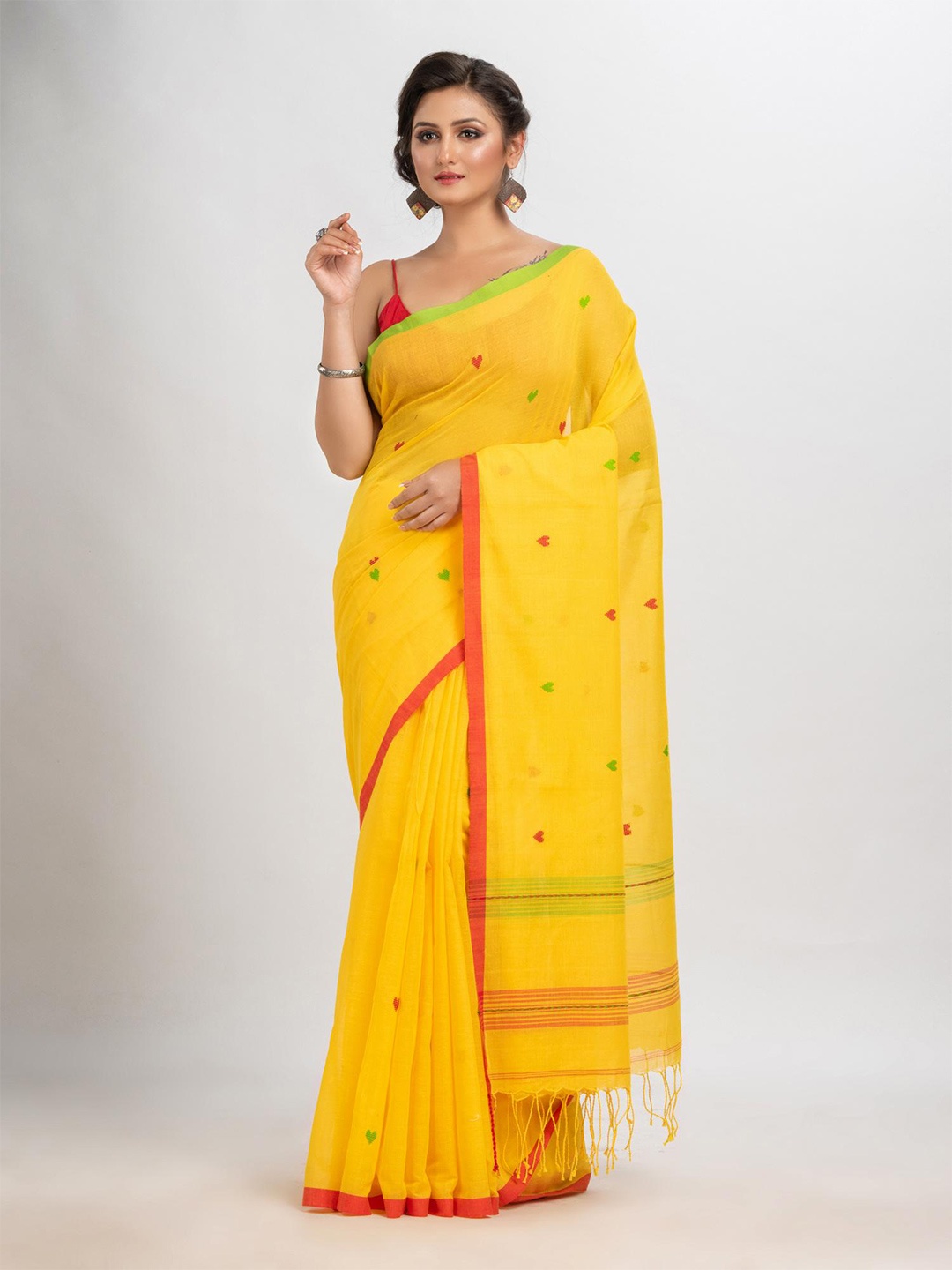 

Angoshobha Woven Design Pure Cotton Jamdani Saree, Yellow
