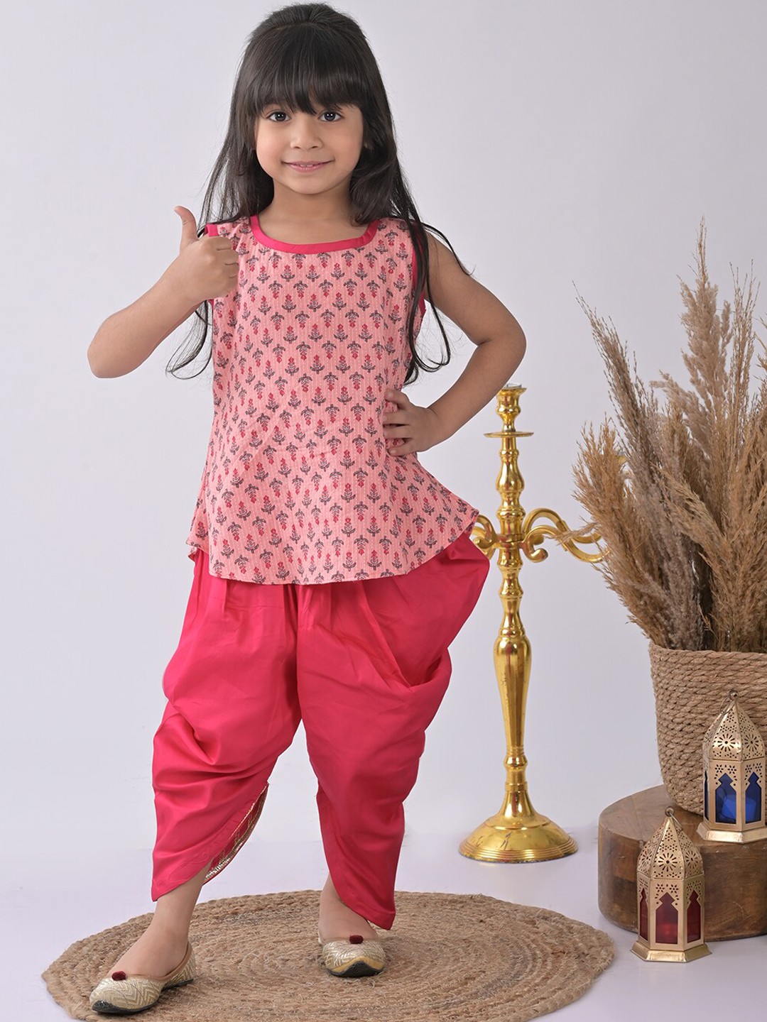 

Sangria Girls Printed Pure Cotton Kurti With Dhoti Pants, Pink