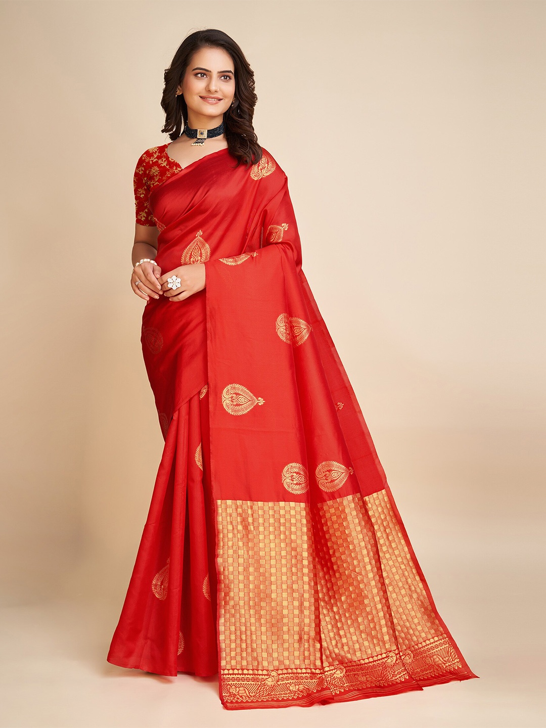 

Aldwych Ethnic Motifs Woven Design Banarasi Saree, Red