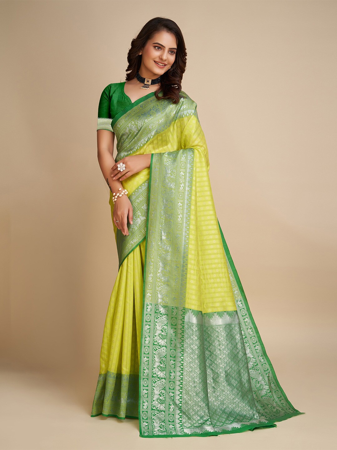 

Aldwych Ethnic Motifs Woven Design Banarasi Saree, Yellow