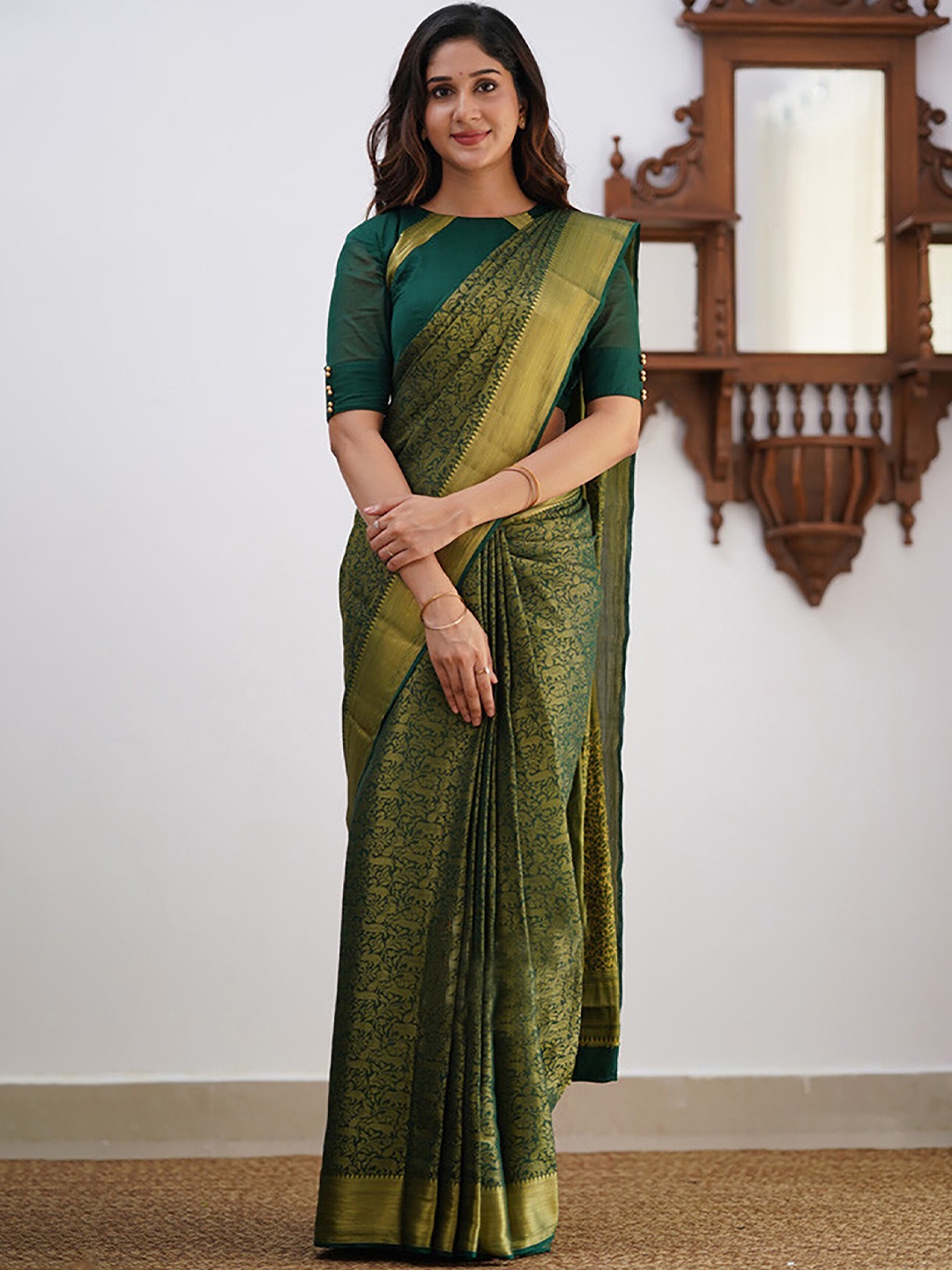 

Anjaneya Sarees Ethnic Motifs Woven Design Zari Banarasi Saree, Green