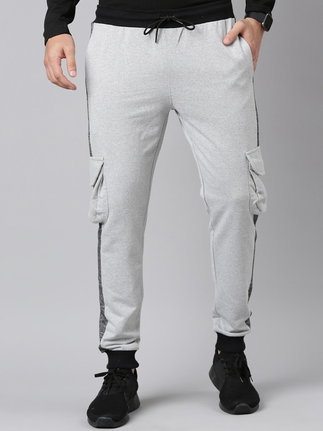 

MADSTO Men Regular Fit Cotton Cargo Joggers Trackpants, Grey melange