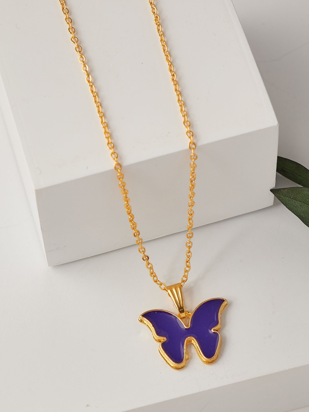 

DressBerry Purple Gold-Plated Pendant With Chain