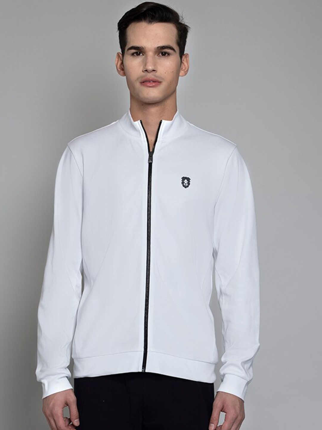 

Muvazo Stand Collar Bomber Jacket, White