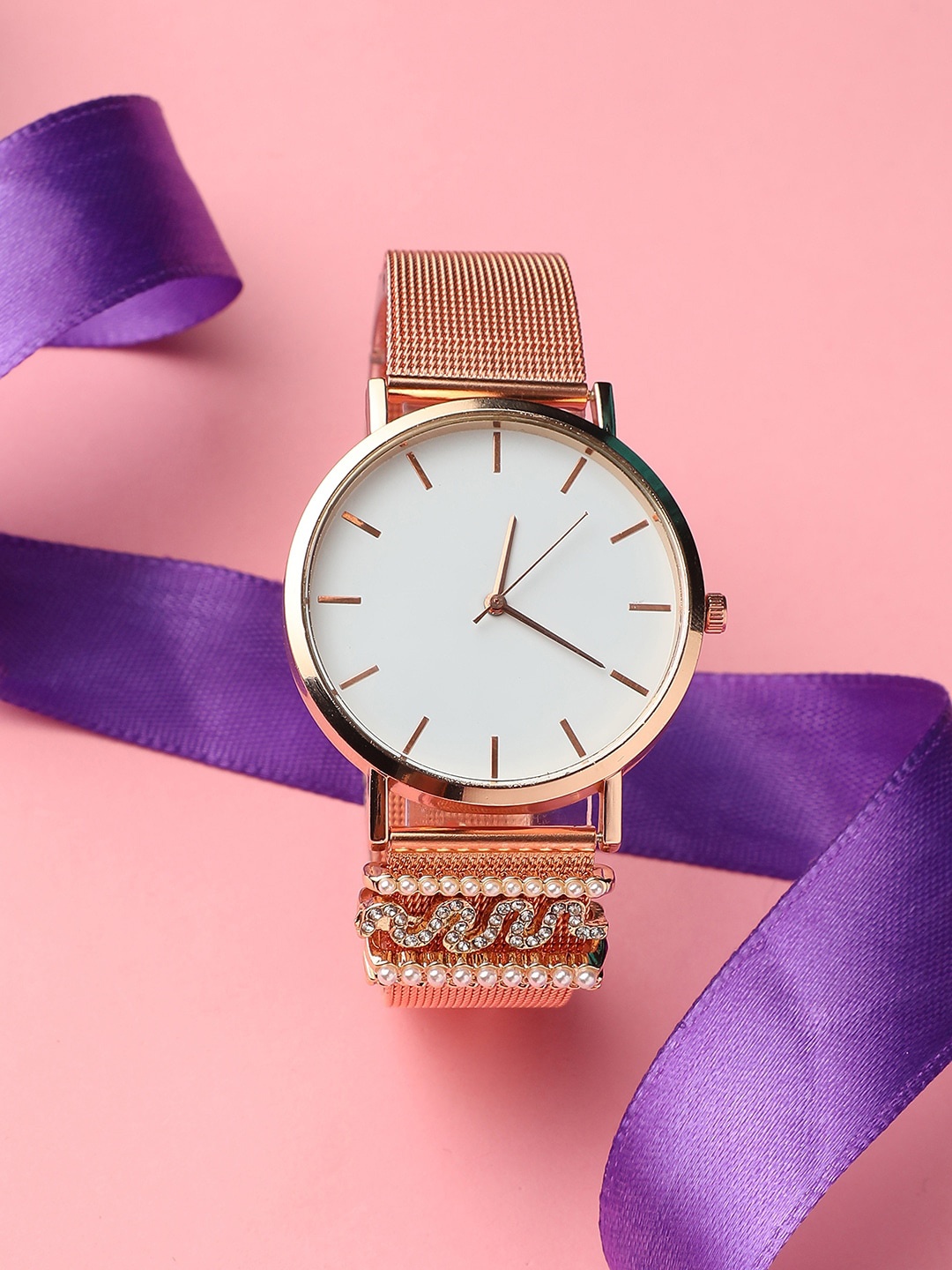 

HAUTE SAUCE by Campus Sutra Analogue Watch With Pearl Wave Watch Charm AW23_HSCW5115, Rose gold