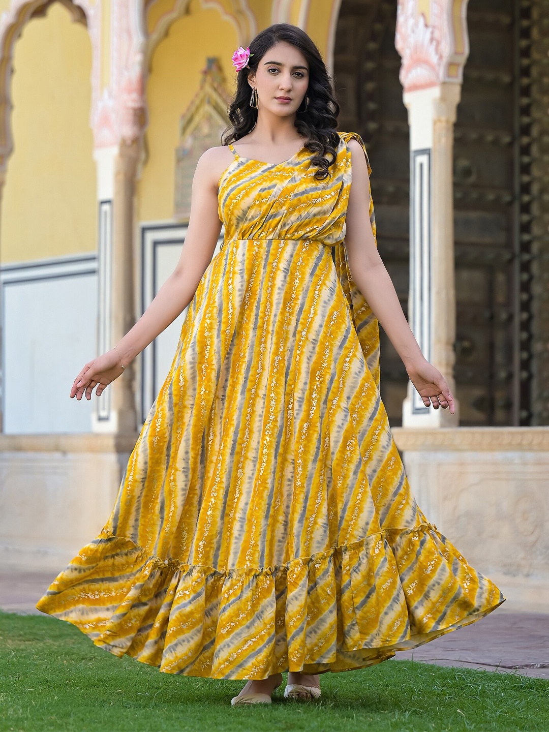 

The Kapas Abstract Printed One Shoulder Maxi Dress, Yellow