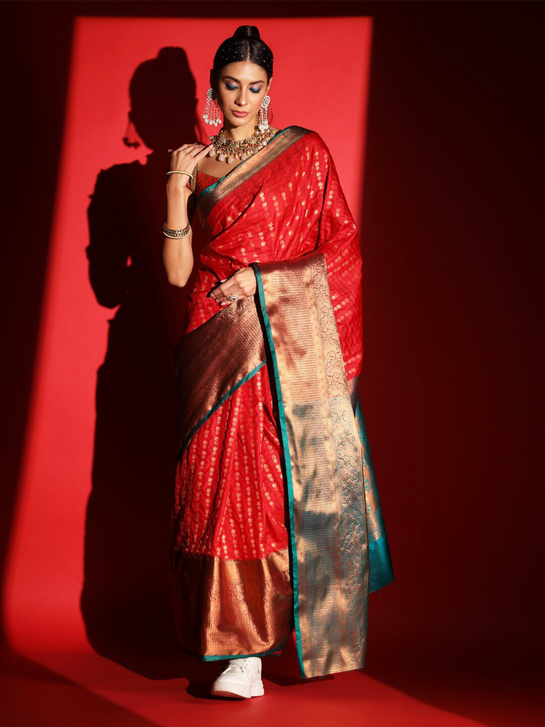 

Chhabra 555 Ethnic Motifs Woven Design Zari Banarasi Saree, Red