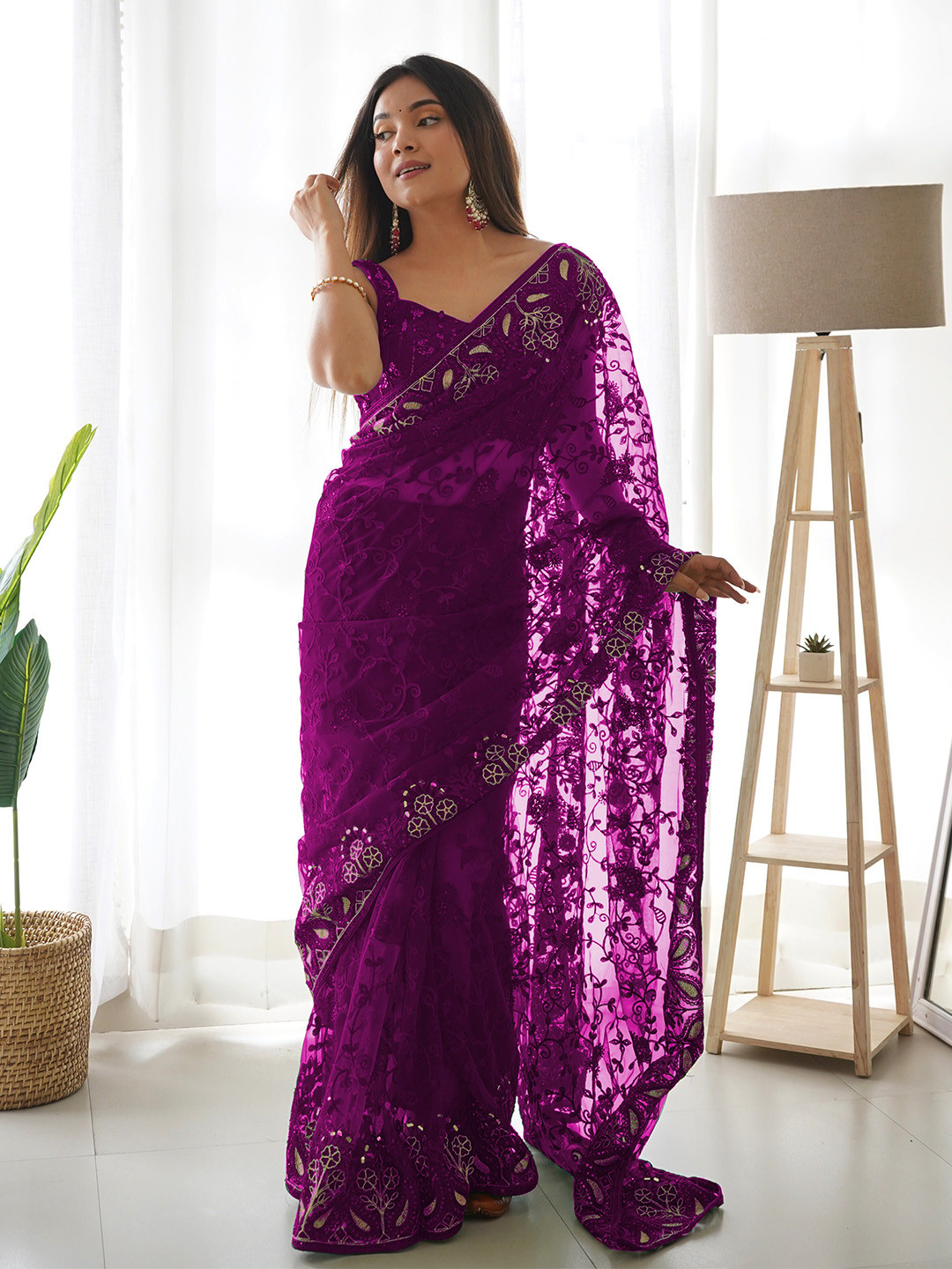 

Munir Embellished Aari Work Net Designer Saree, Magenta