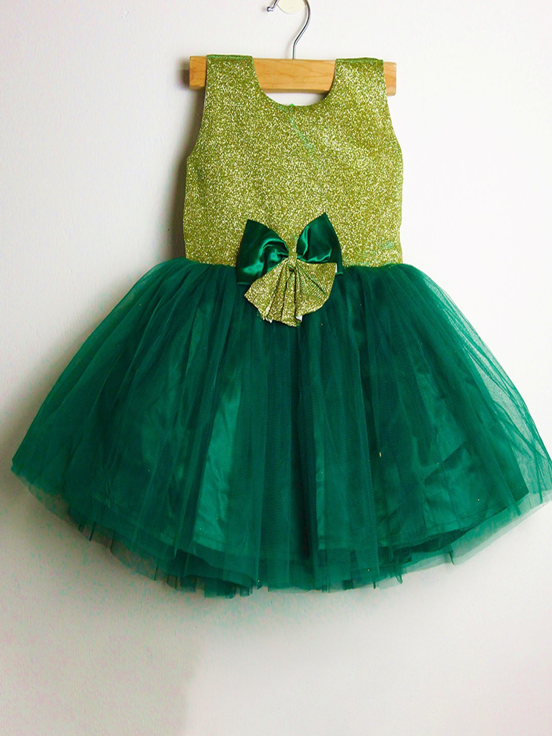 

BAESD Self Design Sleeveless Net Dress, Green