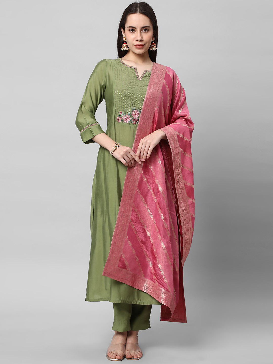 

KAMI KUBI Floral Embroidered Regular Kurta with Trousers & With Dupatta, Green