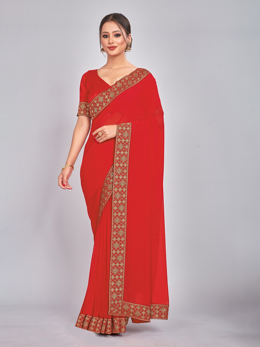 

CastilloFab Pure Georgette Saree, Red