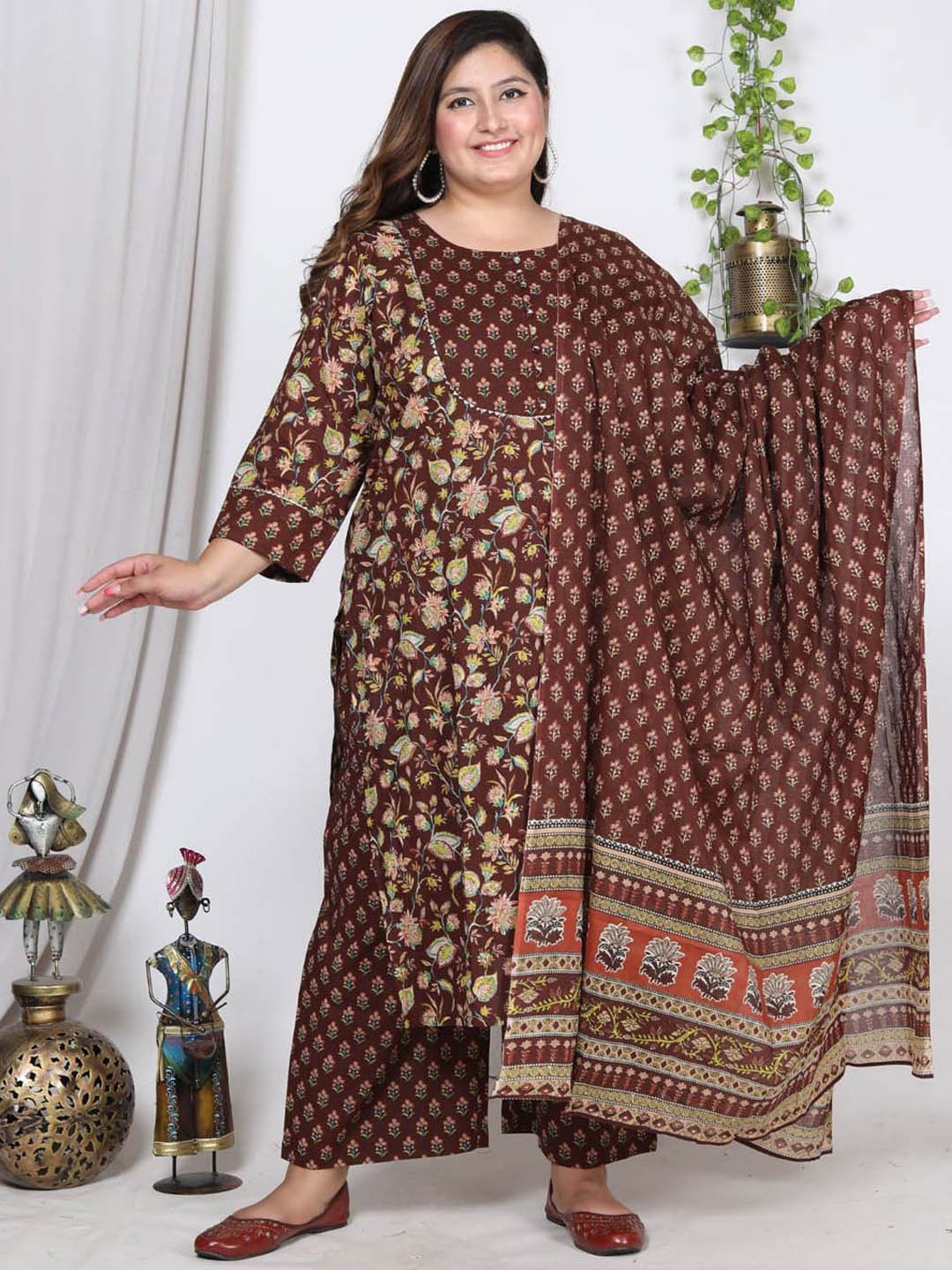 

Meena Bazaar Plus Size Floral Printed Gotta Patti Kurta With Palazzos & Dupatta, Brown
