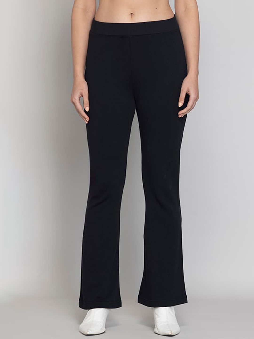 

Muvazo Women Mid Rise Pure Cotton Trousers, Black