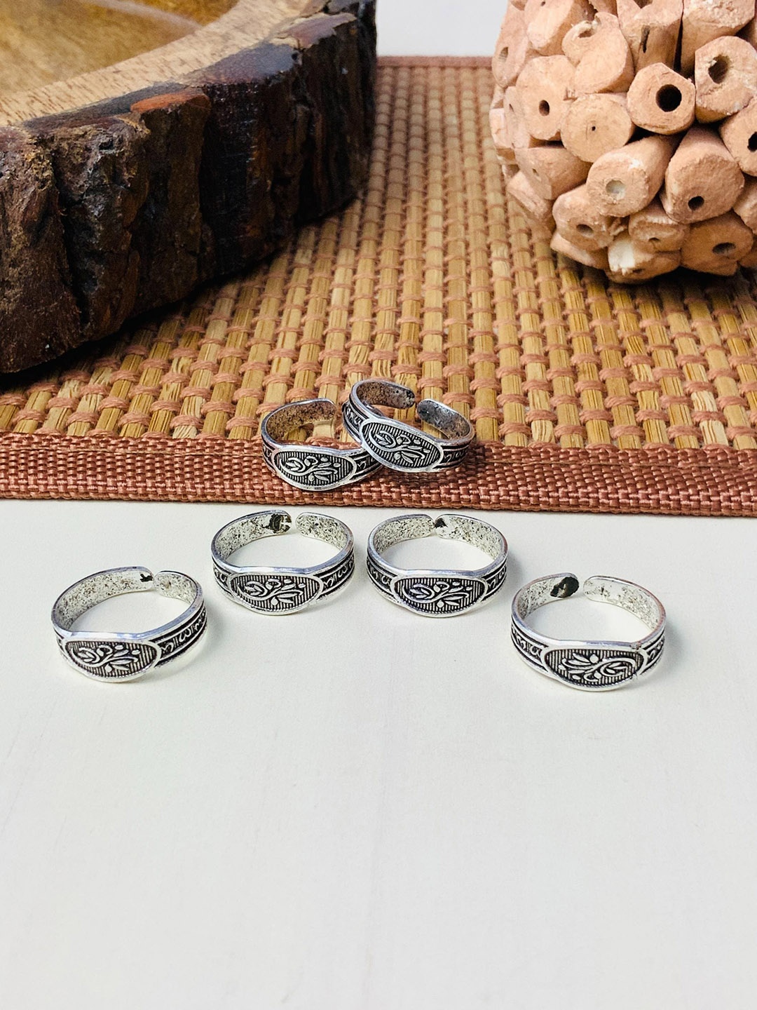 

ABDESIGNS Set Of 3 Silver-Plated Oxidised Toe Rings