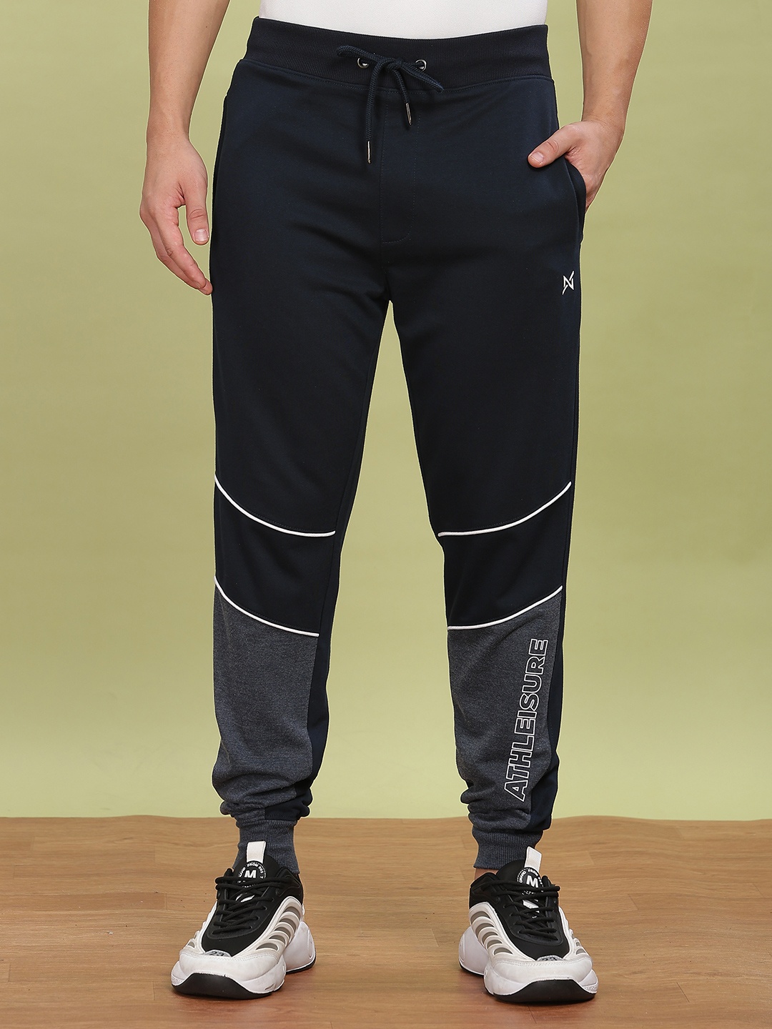 

Force NXT Men Cotton Mid Rise Joggers, Navy blue