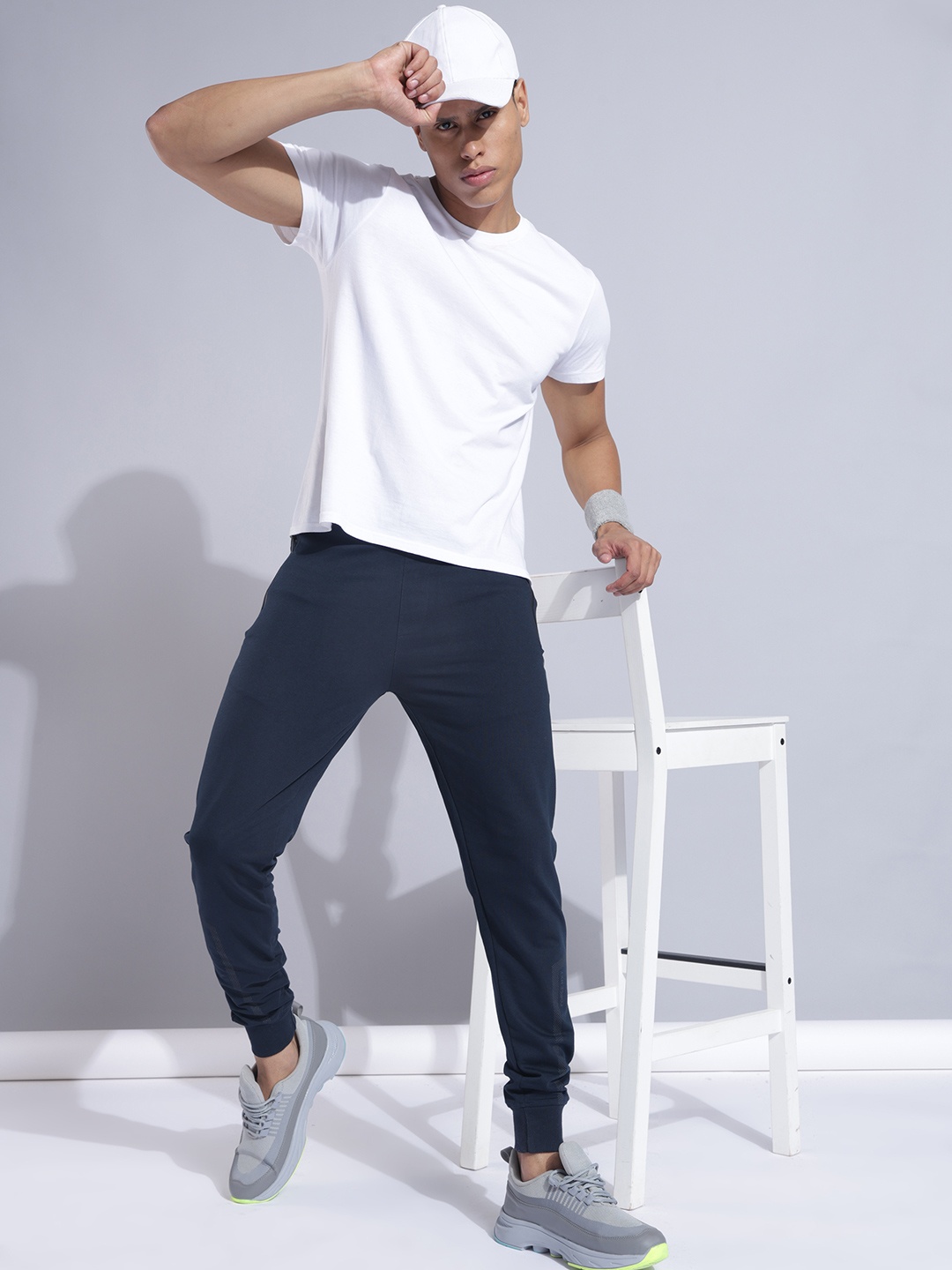 

Force NXT Men Mid Rise Cotton Joggers, Navy blue