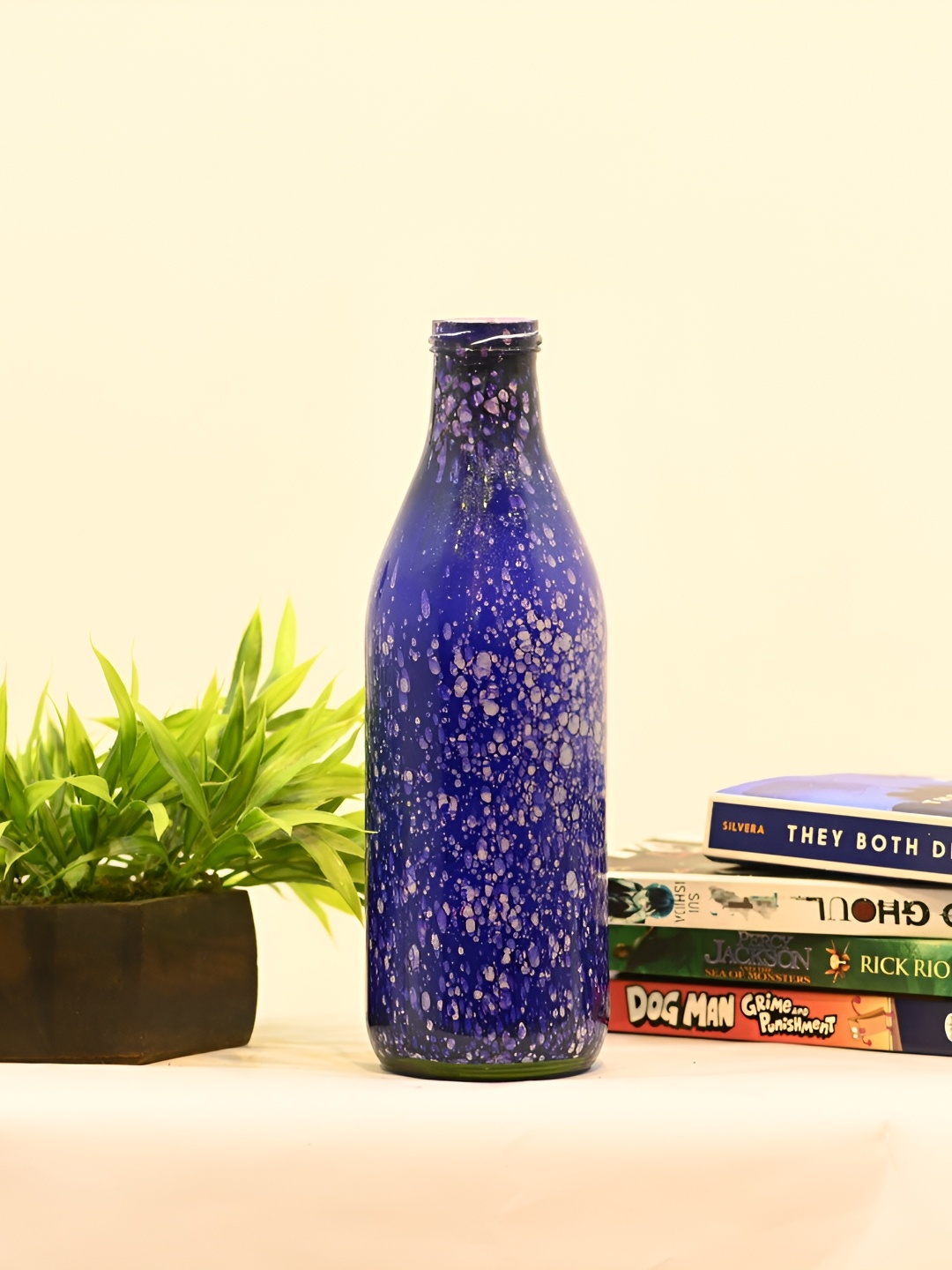 

Afast Blue & Cream Cylindrical Glass Vases