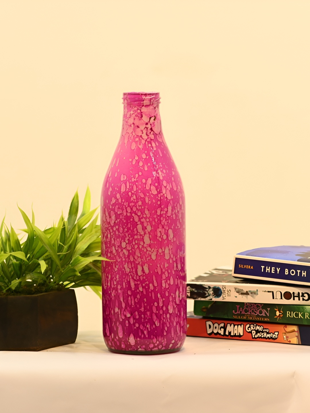 

Afast Pink & Cream Textured Cylindrical Glass Vases
