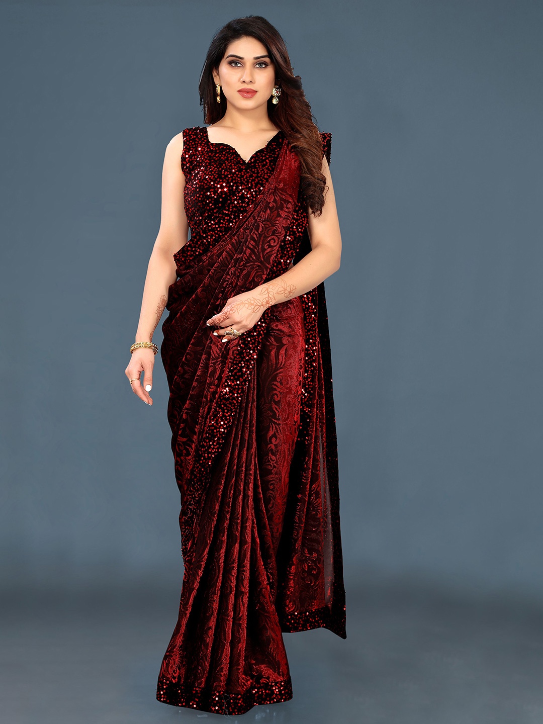 

Ashiya Fab Floral Woven Design Sequinned Saree, Red