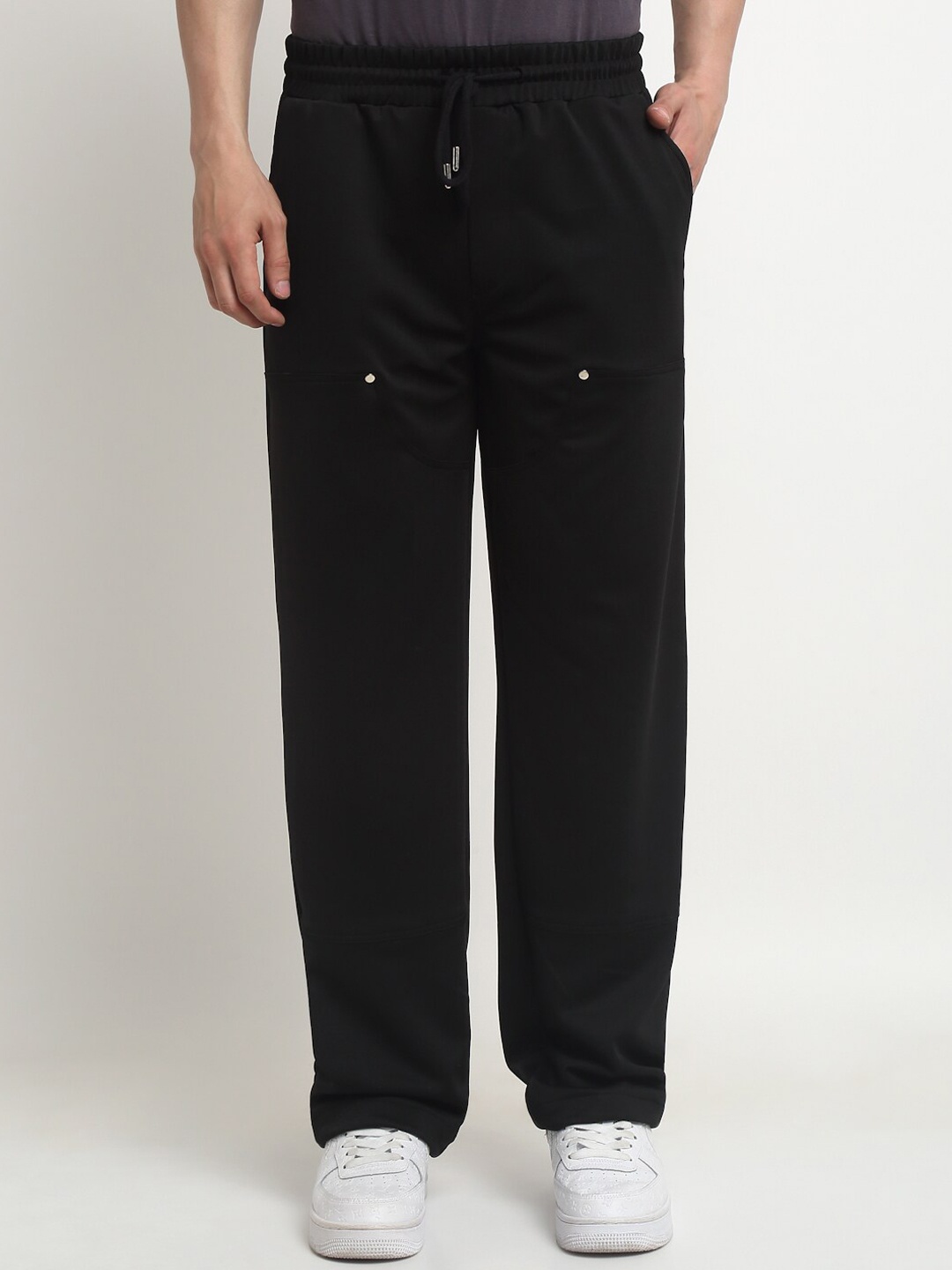 

EVERDION Men Relaxed Straight Leg Straight Fit Easy Wash Parallel Trousers, Black