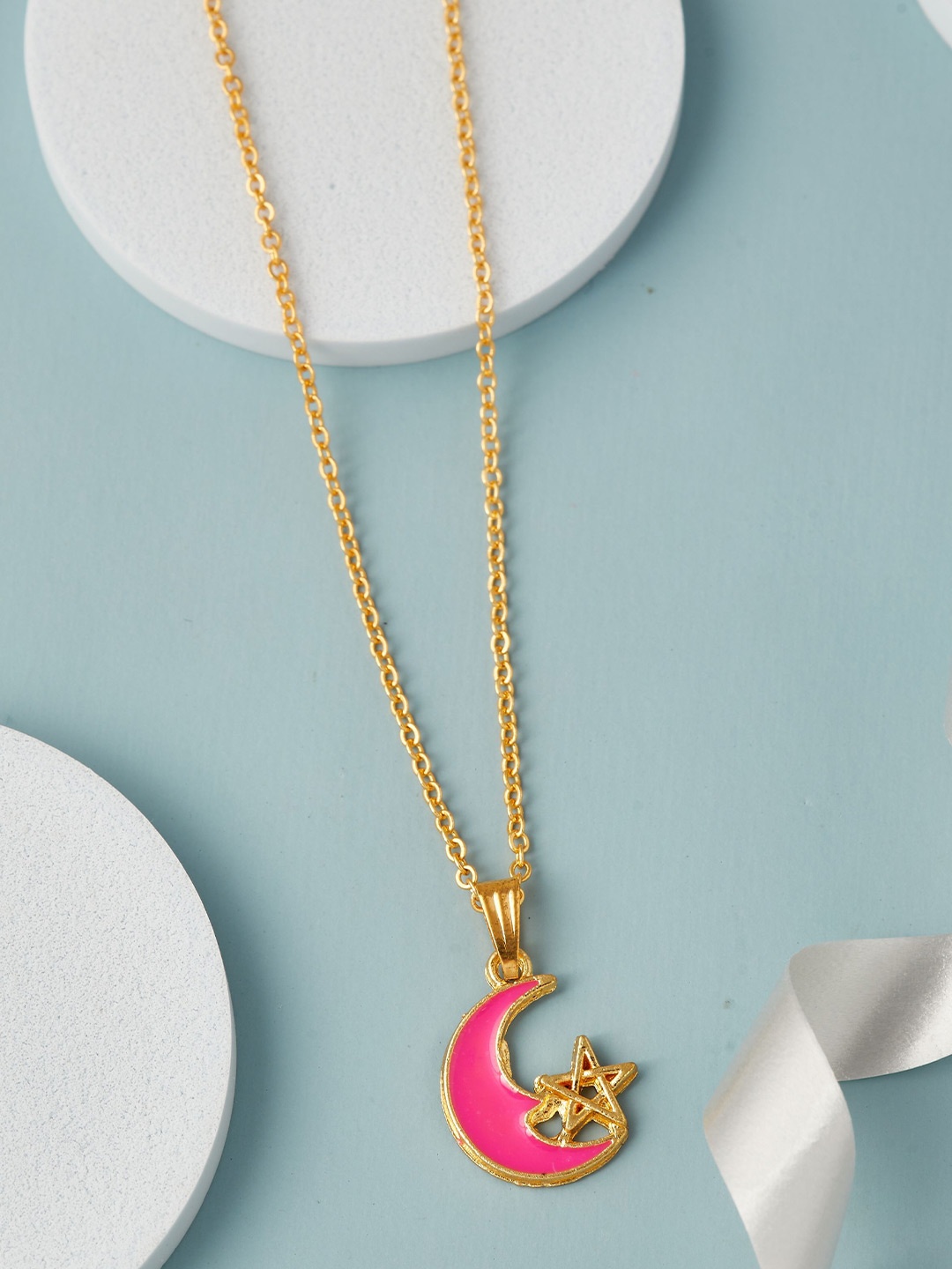 

DressBerry Gold-Plated Brass Enamelled Chain