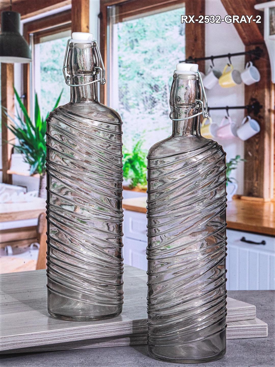 

Roxx Grey & Transparent 2 Pieces Textured Single Wall Vacuum Water Bottles 1 L Each