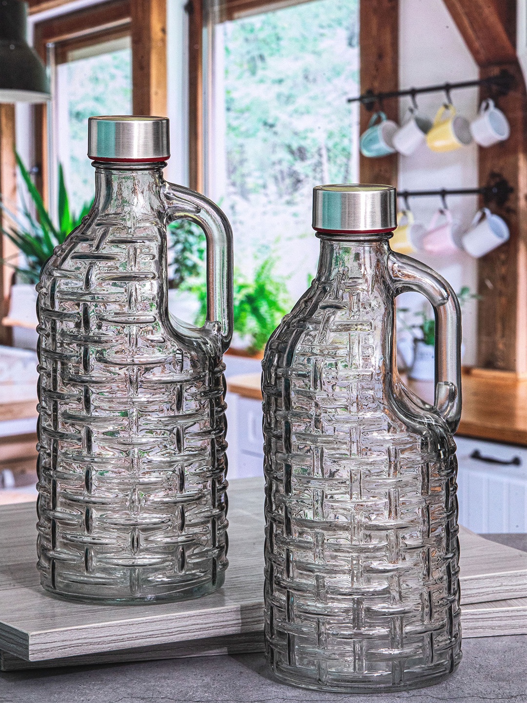 

Roxx Grey & Transparent 2 Pieces Textured Single Wall Vacuum Water Bottles 1 L Each
