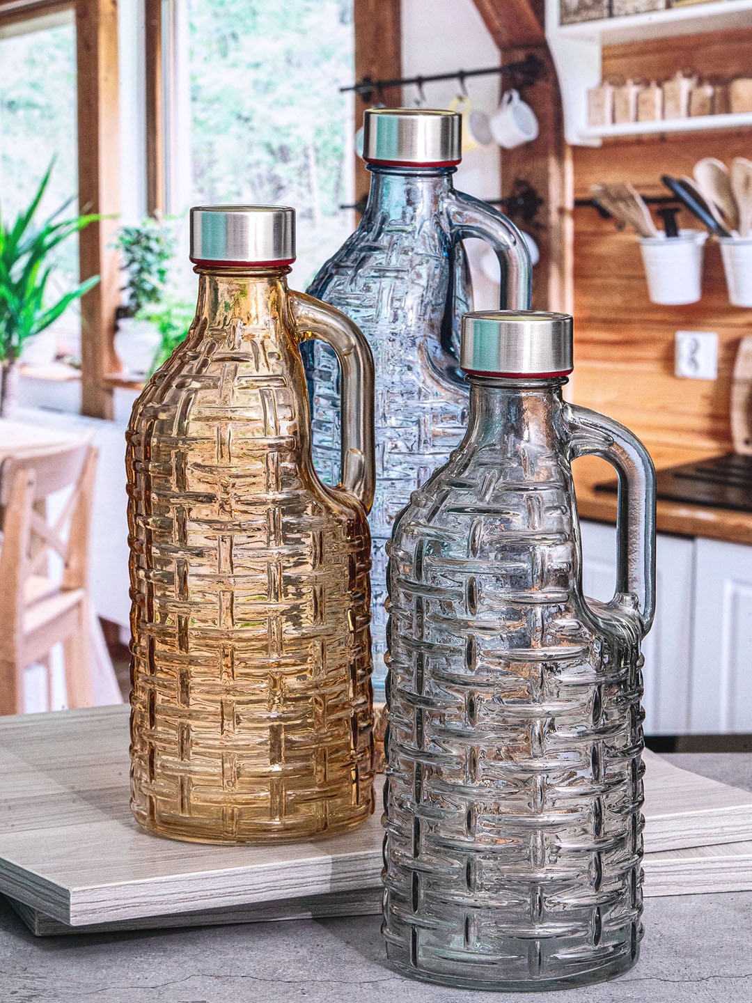 

Roxx Grey & Beige 3 Pieces Textured Single Wall Vacuum Water Bottles 1 L Each