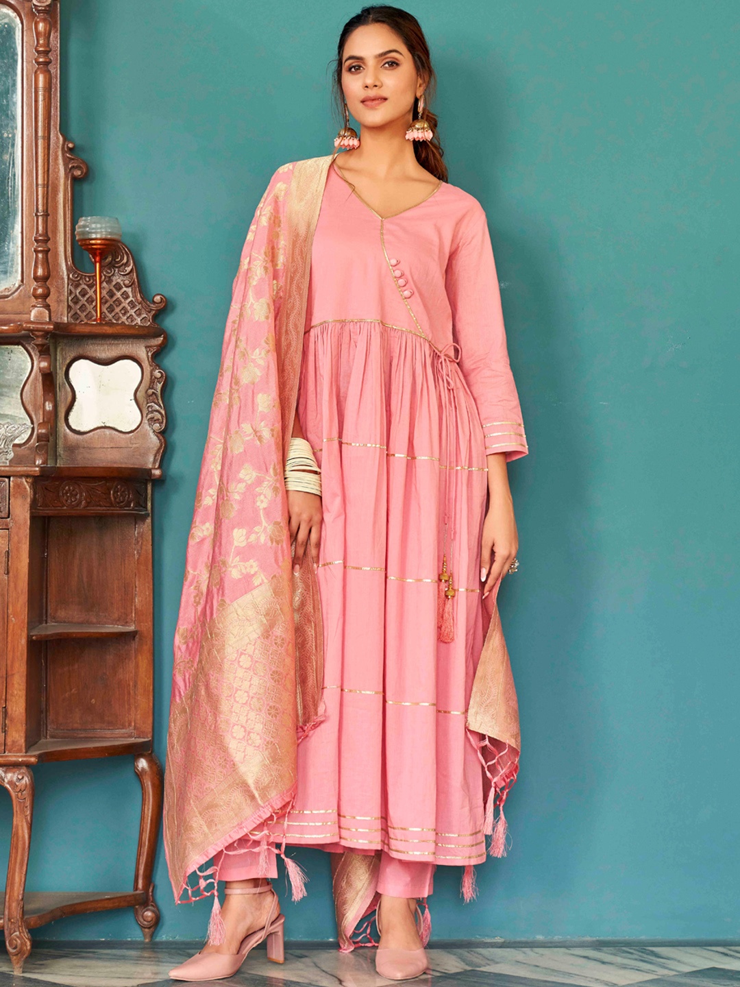 

Tikhi Imli V-Neck Angrakha A-Line Pure Cotton Kurta & Trousers With Dupatta, Pink