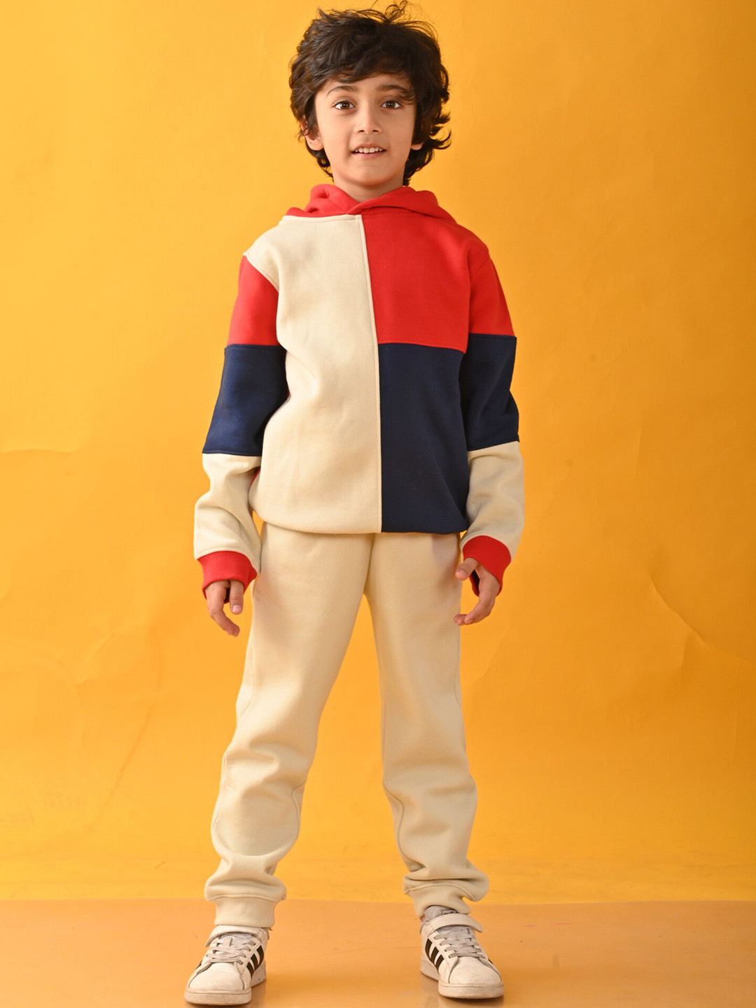 

Anthrilo Boys Colourblocked Hooded Long Sleeves Sweatshirt with Joggers, Cream