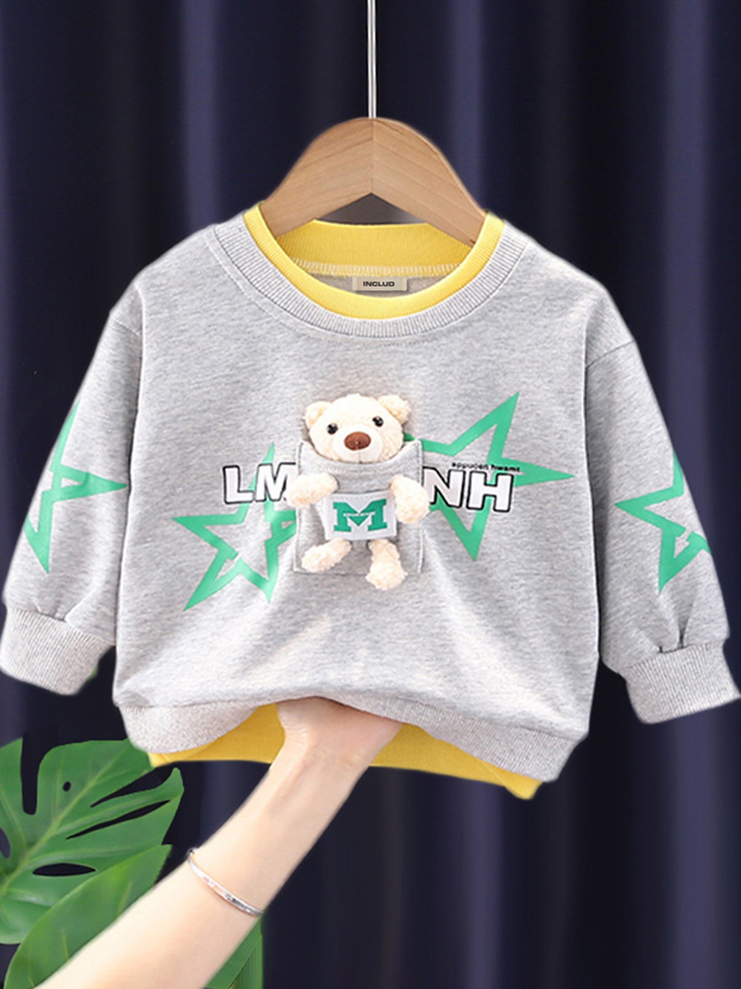 

INCLUD Boys Green Printed Sweatshirt