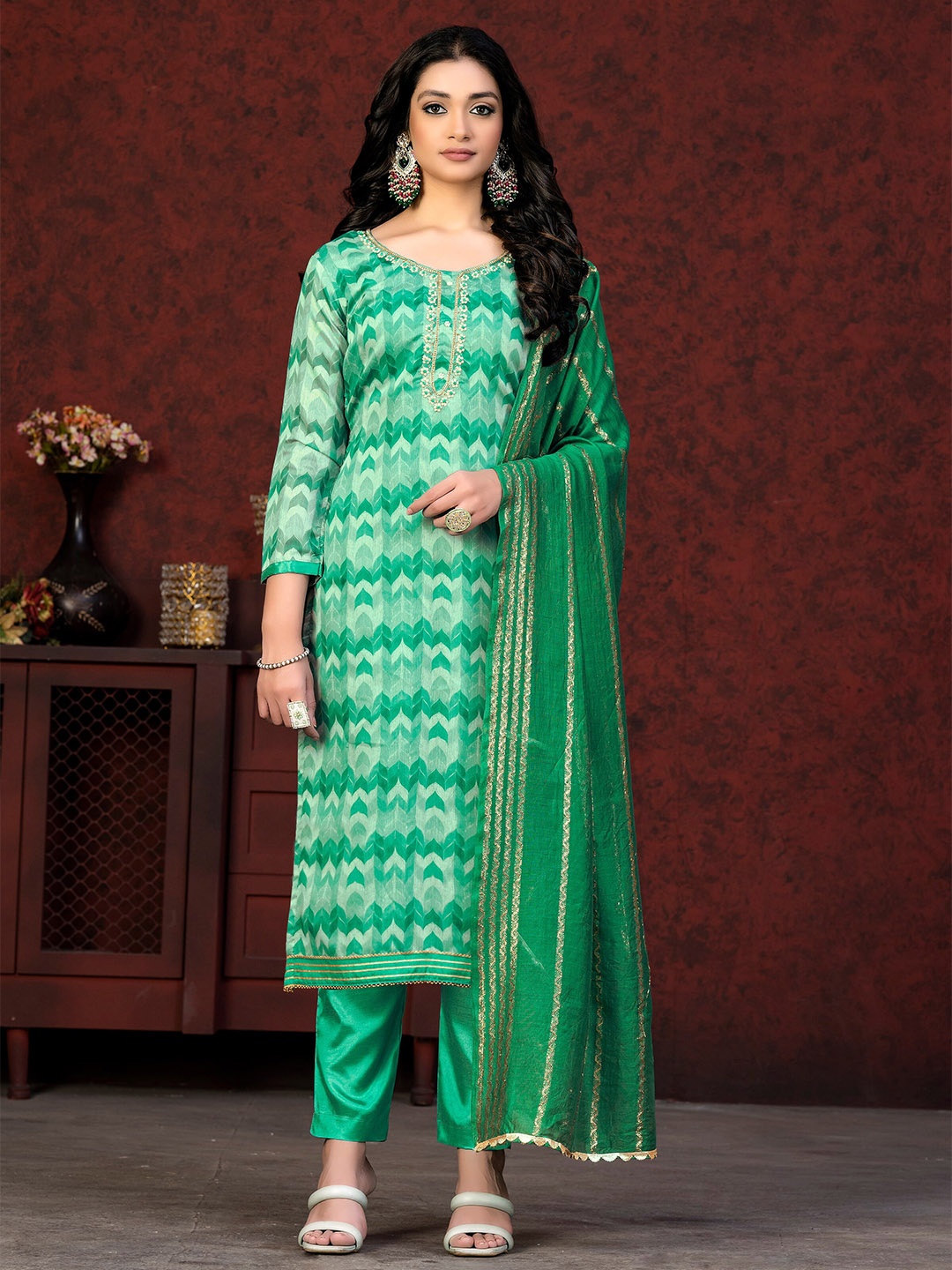 

MANVAA Geometric Printed Gotta Patti Unstitched Dress Material, Green