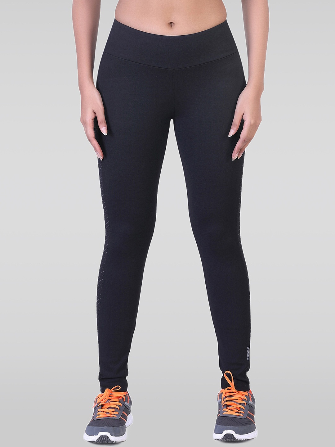 

LAASA SPORTS Women Dry Fit Ankle-Length Gym Tights, Black
