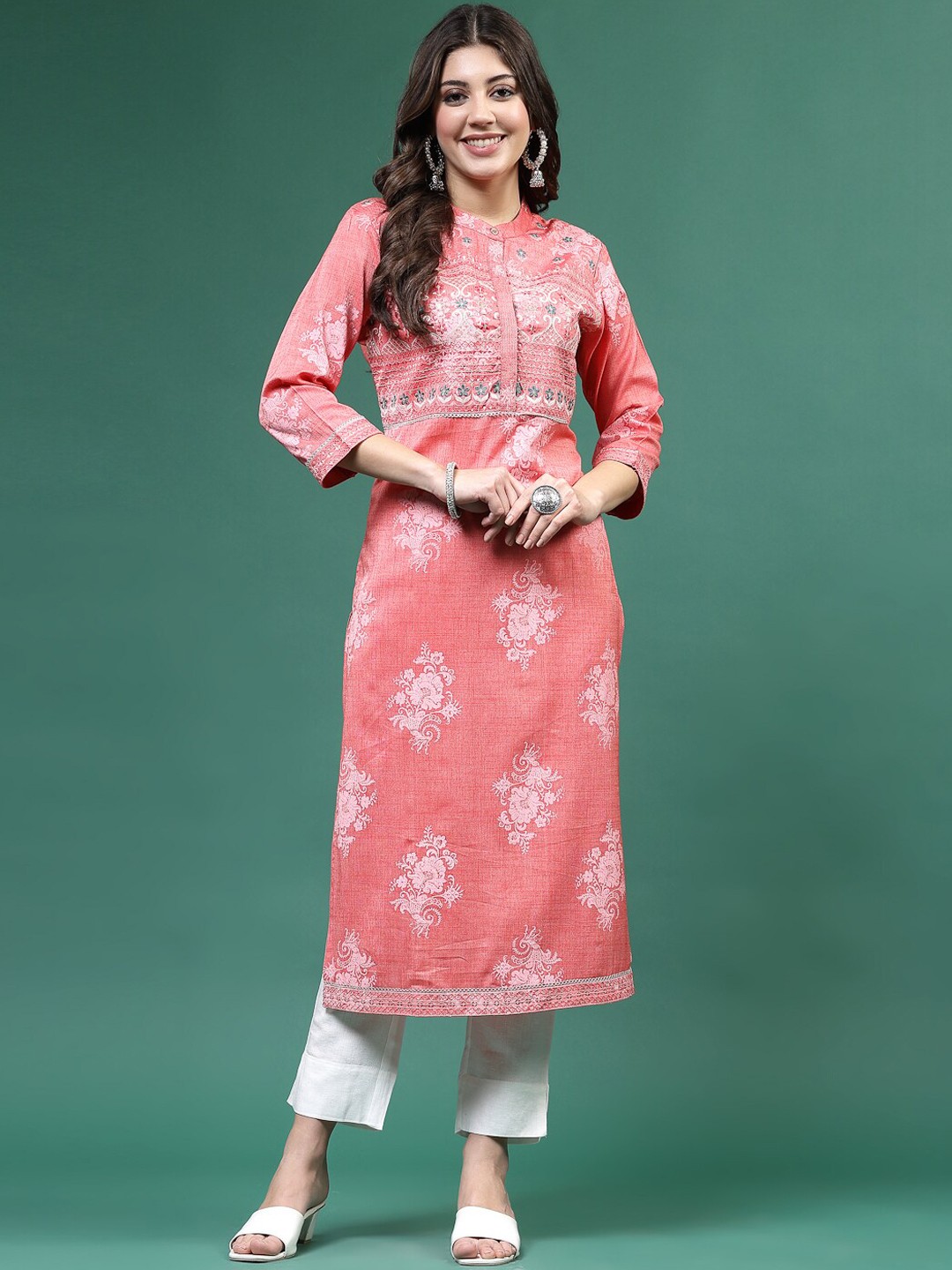 

Sangria Printed Straight Kurtas, Peach