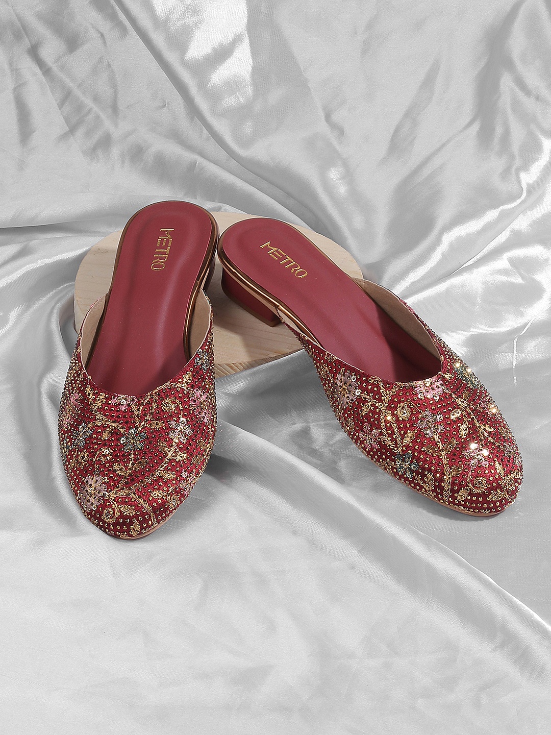 

Metro Embellished Round Toe Block Heels Mules, Maroon