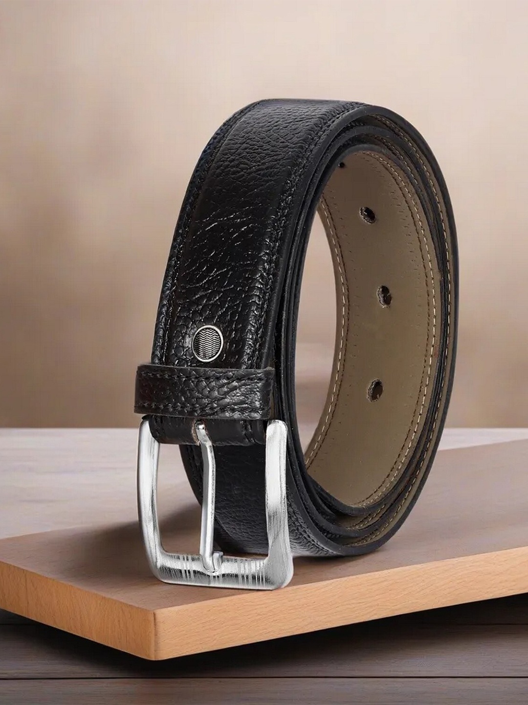 

LOREM Textured Wide Formal Belt, Black