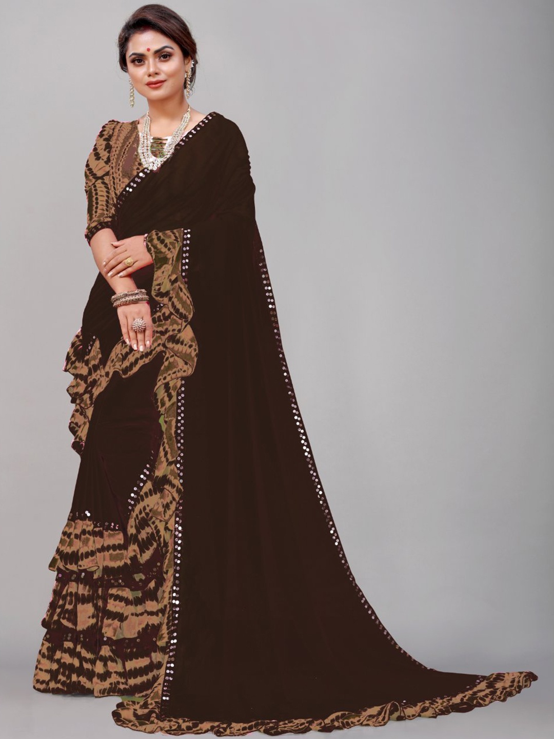 

SM TRENDZ Shibori Sequinned Pure Georgette Ruffle Saree, Brown