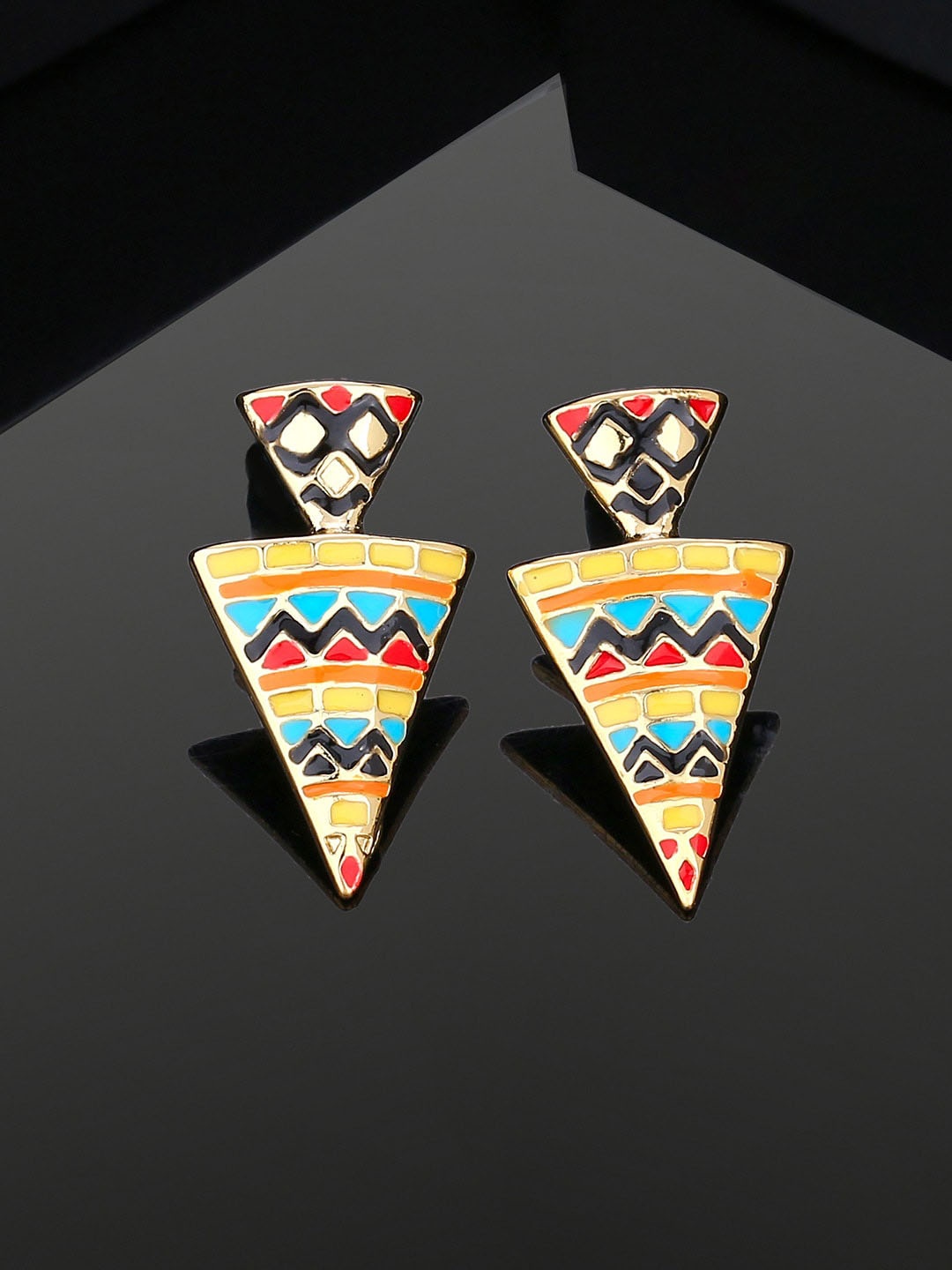 

Estele Gold-Plated Triangular Studs Earrings