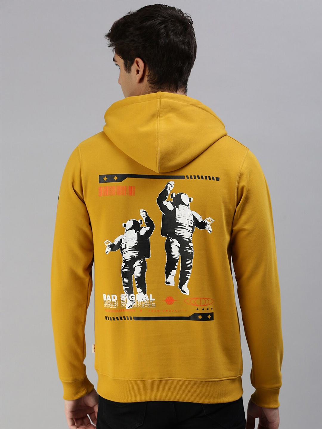 

VEIRDO Graphic Printed Hooded Fleece Pullover Sweatshirt, Mustard