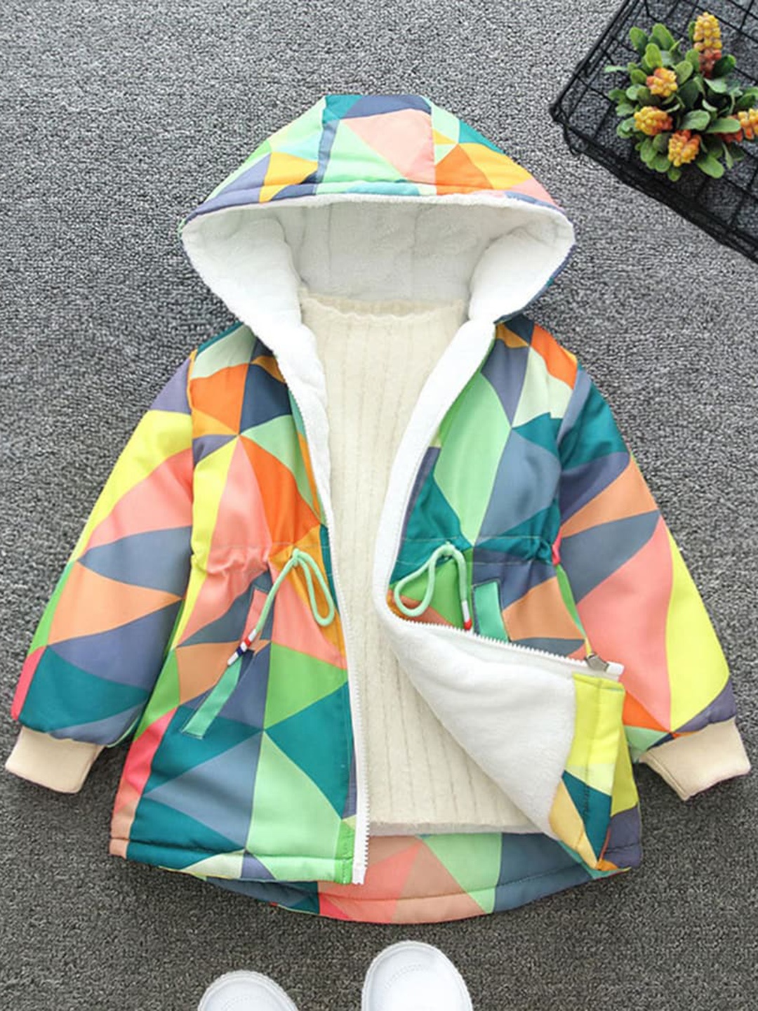 

INCLUD Girls Geometric Printed Dry Fit Lightweight Bomber Jacket, Green