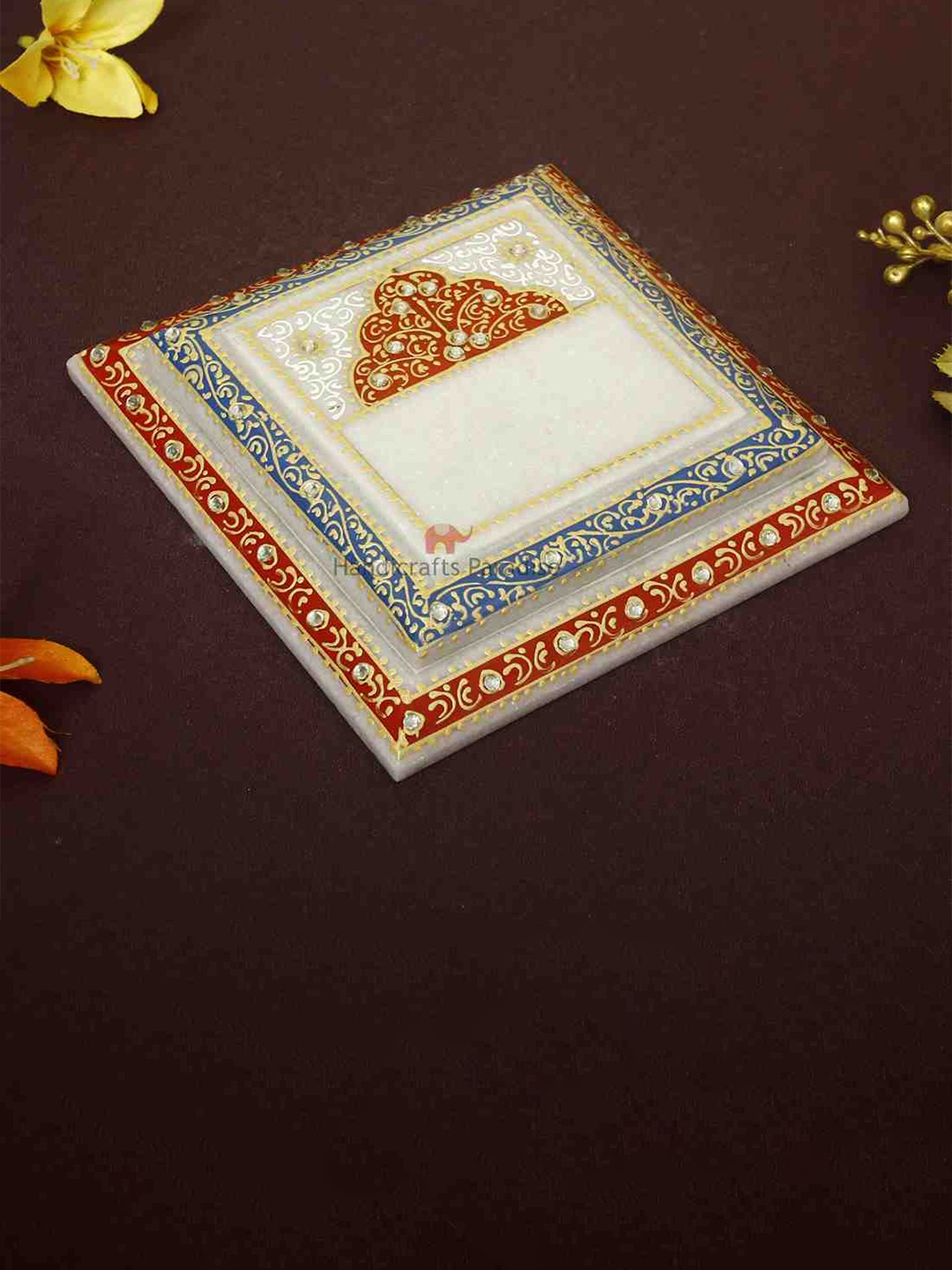 

HANDICRAFTS PARADISE White Enamelled & Kundan Studded Marble Pooja Chowki