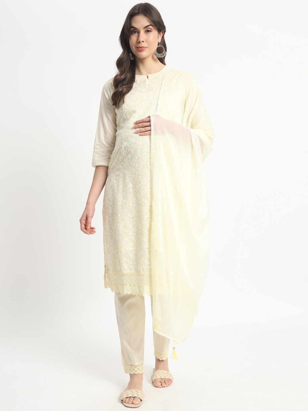 

mumzhug Chikankari Embroidered Maternity Pure Cotton Kurta with Trousers & Dupatta, Yellow