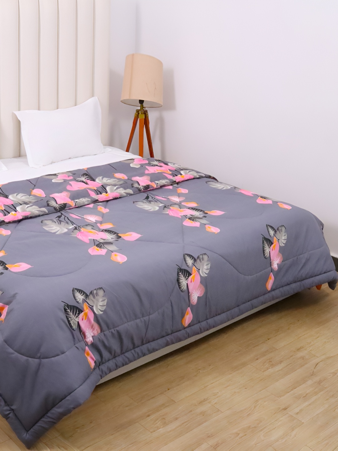 

RD TREND Grey Mild Winter 210 GSM Floral Cotton Double King Bed Comforter