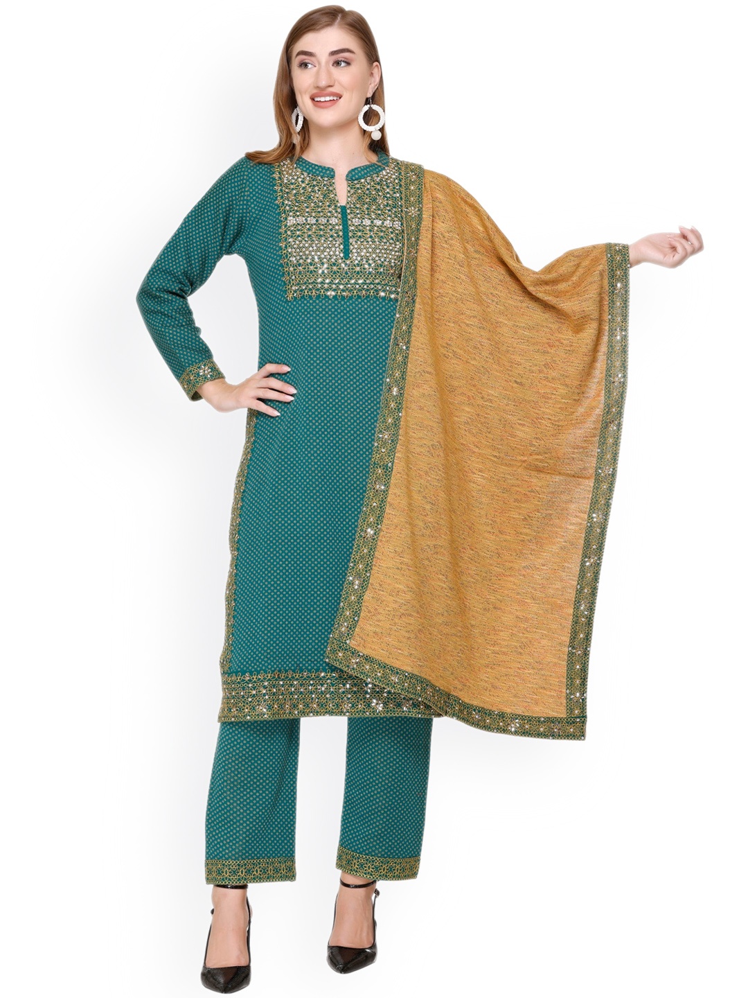 

Elthia Women Green Regular Kurta with Pyjamas & With Dupatta